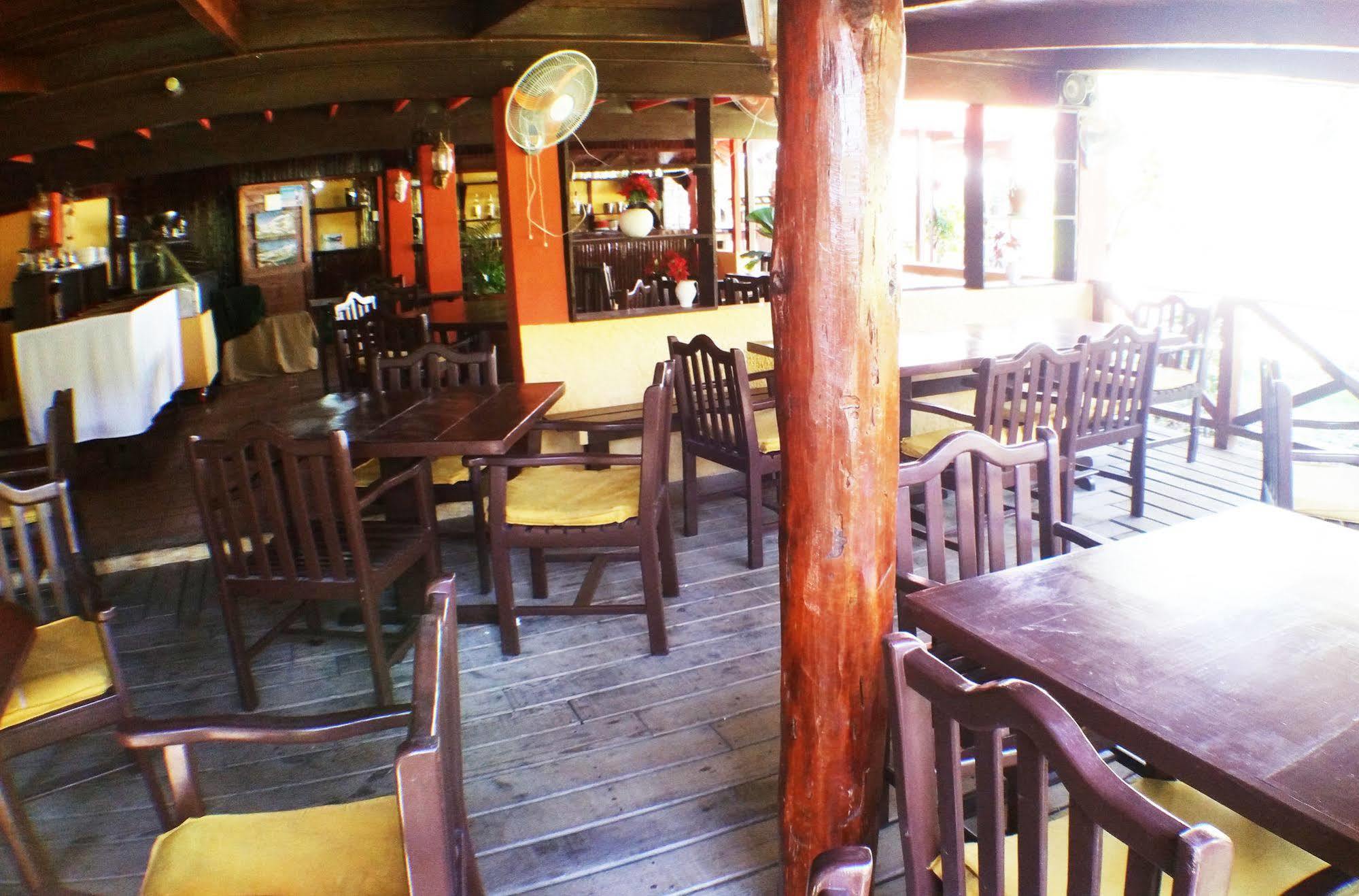 Hotel Los Pinos Las Terrenas Exterior photo