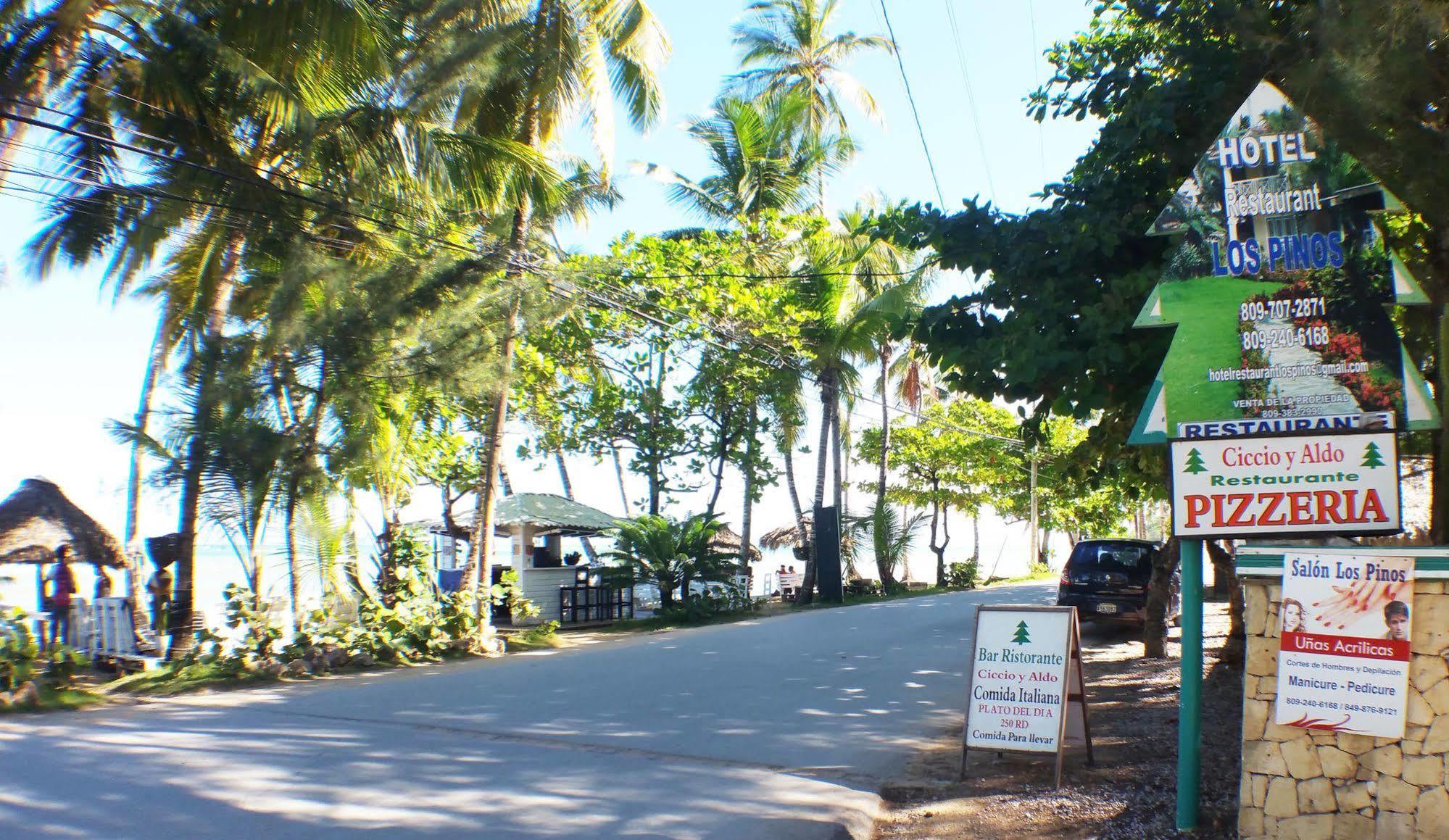 Hotel Los Pinos Las Terrenas Exterior photo