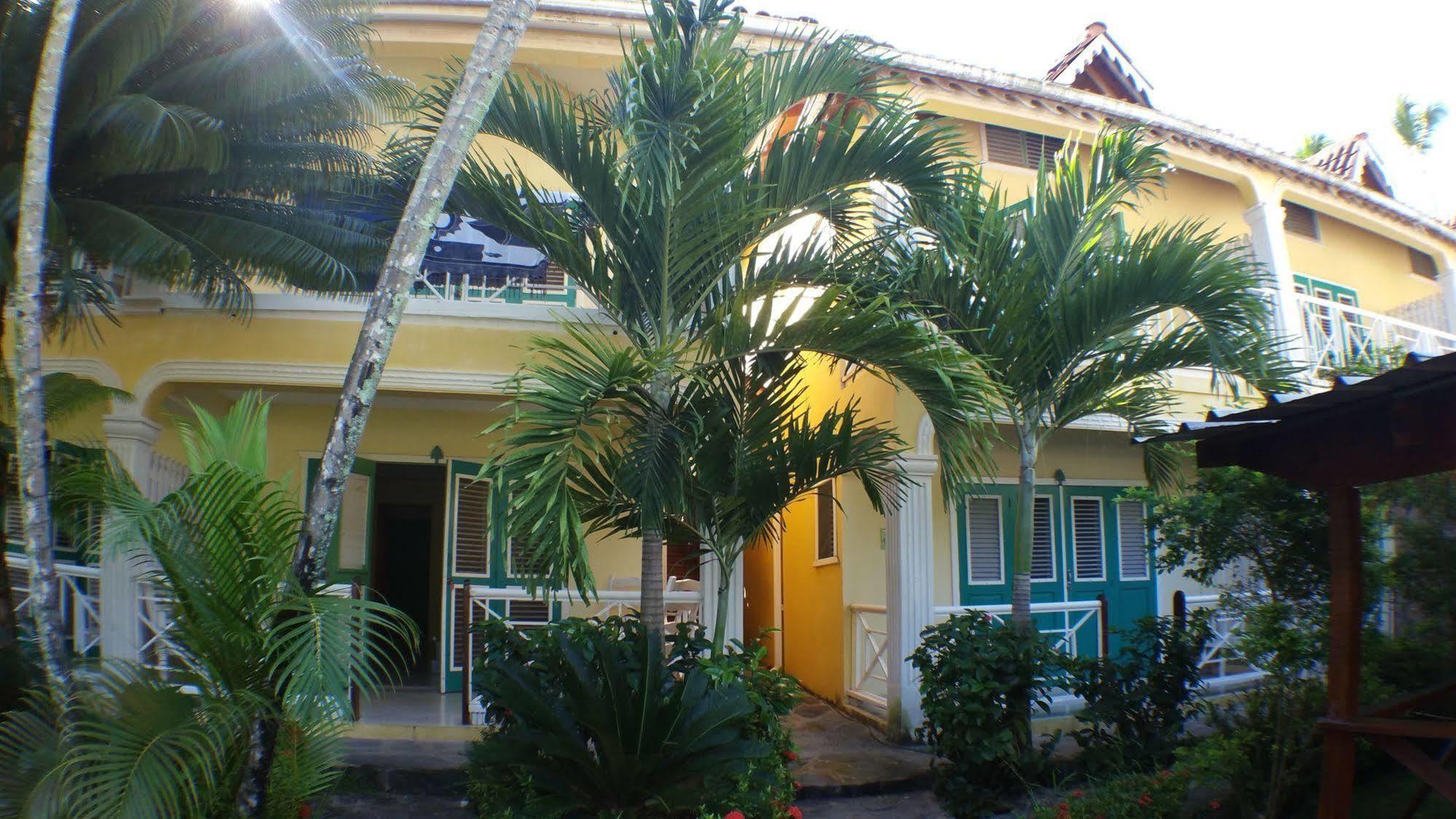 Hotel Los Pinos Las Terrenas Exterior photo